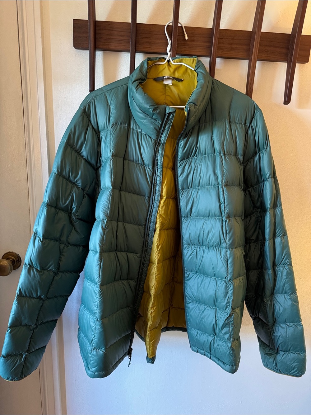 Women’s REI Lightweight Reversible Down Puffer Jacket in Teal and Mustard